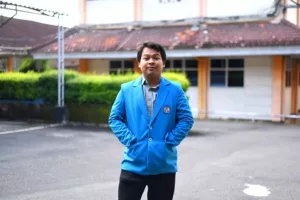 Rizky Fadillah, lulusan terbaik Teknik Elektro S-1, FTI, ITN Malang, pada wisuda ke-71, periode I tahun 2024
