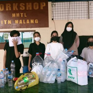 MeLi, Meja Lipat dari Tutup Botol Karya Mahasiswa ITN Malang