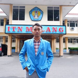 <trp-post-container data-trp-post-id='13161'>Lulusan Terbaik Teknik Mesin D-3 Buat Panggung Portable</trp-post-container>