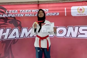 Bernika Natasya Ifada juara I Poomsae Senior Putri, Liga Taekwondo Kabupaten Malang 2023