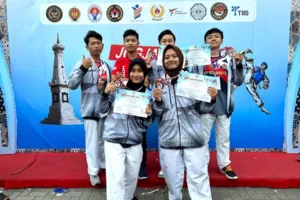 Tim UKM Taekwondo ITN Malang menyambet 5 medali Kejuaraan Jogjakarta Taekwondo International Open 2023
