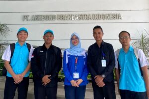 Mahasiswa Teknik Mesin S-1 ITN Malang saat magang industri di PT Akebono Brake Astra Indonesia.