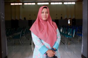 Kepala Pusat Karir ITN Malang, Dr. Lila Ayu Ratna Winanda, ST., MT., saat memberikan informasi peserta yang lolos uji sertifikasi kompetensi kerja (SKK).