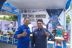 Adhy Ariyanto, ST., MT., Koordinator “Skill Kontes Yamaha 2025” ITN Malang bersama Ahmad Zaidun, Area Service Development PT Yamaha Indonesia Manufacturing.