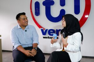 Agus Suseno, ST., alumnus Teknik Mesin S-1, ITN Malang angkatan 2015 saat berkunjung ke Kampus 1 ITN Malang.