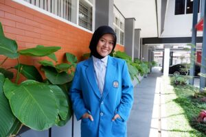 Athikah Nadia Nur Baiti, lulusan terbaik Teknik Lingkungan S-1 Fakultas Teknik Sipil dan Perencanaan (FTSP) ITN Malang pada wisuda ke 76 periode II tahun 2026