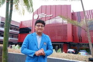 Fardi Ramadhana, lulusan terbaik Bisnis Digital S-1 Fakultas Teknologi Industri (FTI) ITN Malang pada Wisuda ke-76 Periode II Tahun 2026.