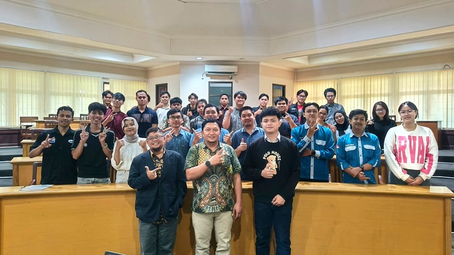 Mahasiswa Teknik Informatika ITN Malang Diajak Bedah Sisi Hukum Cyber Security dan Digital Forensics